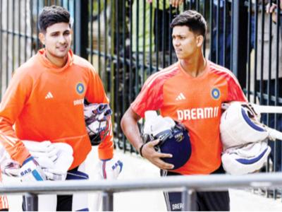 गिलला मिळाले ‘गिफ्ट’, चॅम्पियन्स ट्रॉफीसाठी भारतीय संघ जाहीर