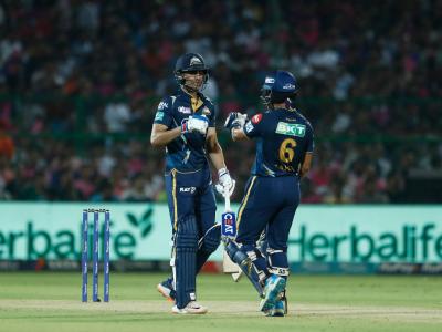 IPL 2023, RR vs GT Live : गुजरात टायटन्सने १३.५ षटकांत मॅच जिंकली, Play Offsच्या दिशेने मोठी झेप घेतली
