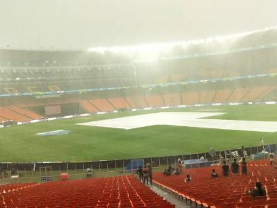 IPL 2023, Qualifier 2 GT vs MI Live : मुंबई इंडियन्स न खेळताच 'बाद' होणार? अहमदाबादमध्ये पावसाची झालीय सुरूवात