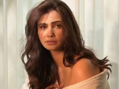 "दिग्दर्शकाने चुकीच्या पद्धतीने स्पर्श केला...", डेझी शाहला आलेला 'तो' धक्कादायक अनुभव