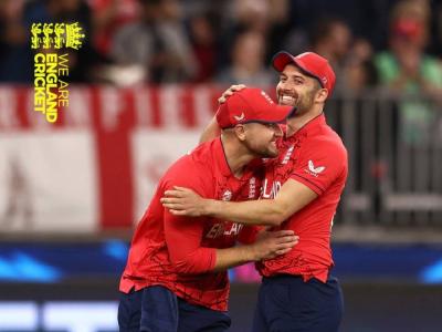 T20 World Cup, ENG vs AFG Live : इंग्लंडला ११३ धावा करण्यासाठी अफगाणिस्तानने झुंजवले, ५ विकेट्स घेत सॅम कुरन ठरला नायक