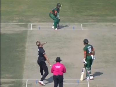 न्यूझीलंडसमोर फक्त २३७ धावांचं टार्गेट; हा आकडा गाठताच बांगलादेशसह पाकचा खेळ होणार खल्लास