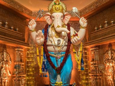 बाप्पा आणि देखावा देखावा पाहण्यासाठी विशेष आमंत्रण - Marathi News | Ganpati Darshan Invitation Messages in Marathi for Facebook | Latest bhakti Photos at Lokmat.com बाप्पा आणि देखावा देखावा पाहण्यासाठी विशेष आमंत्रण - Marathi News | Ganpati Darshan Invitation Messages in Marathi for Facebook | Latest bhakti Photos at Lokmat.com