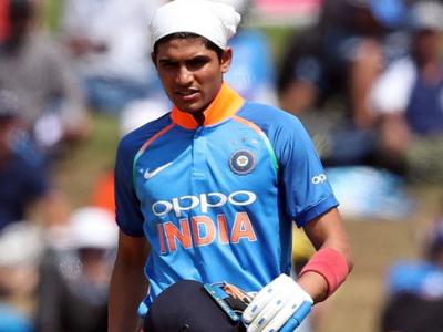 India Vs West Indies : विंडीज दौऱ्यात शुबमन गिलला संधी न मिळाल्यानं ICC नेच विचारला प्रश्न