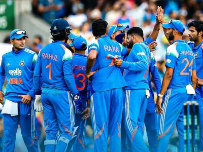 IND vs AUS 3rd ODI : 'या' पठ्ठ्यानं कोच गंभीरचा विश्वास ठरवला सार्थ! ऑस्ट्रेलियनं संघ २३६ धावांवर ऑलआउट