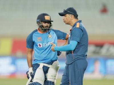 IND vs NZ, 1st T20I : हार्दिकनंतर आणखी एका दिग्गजाने पृथ्वी शॉला संघातून वगळलं; ट्वेंटी-२० साठी निवडली Playing XI