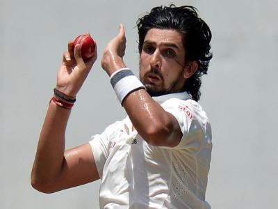 इशांतचे त्रिशतक - Marathi News | इशांतचे त्रिशतक | Latest cricket Photos at Lokmat.com