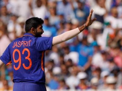 Jasprit Bumrah: "7 वर्षात 103 IPL सामने खेळणारा बुमराह वर्ल्डकपमधून बाहेर", सोशल मीडियावर भन्नाट मीम्स व्हायरल