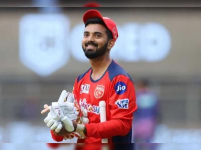 IPL 2022 Retention Live Updates : लोकेश राहुलचा पंजाब किंग्ससोबतचा प्रवास संपला; फ्रँचायझीनं दोनच खेळाडूंना कायम राखले 