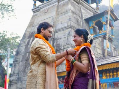कोणताही गाजावाजा न करता मराठी अभिनेत्रीने उत्तराखंडमधील 'या' मंदिरात केलं लग्न; म्हणाली- "स्वप्न पूर्ण झालं..."