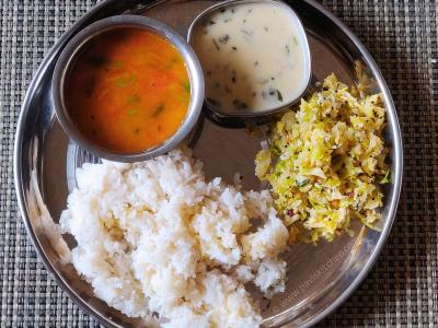 सात्विक आहार घ्या - Marathi News | Life Lessons from Premanand Maharaj | Latest sakhi Photos at Lokmat.com सात्विक आहार घ्या - Marathi News | Life Lessons from Premanand Maharaj | Latest sakhi Photos at Lokmat.com