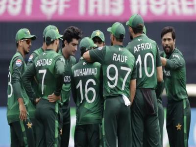 PAK vs CAN : पाकिस्तानला पाऊस बुडवणार? शेजाऱ्यांची अस्तित्वाची लढाई, कॅनडाचे तगडे आव्हान
