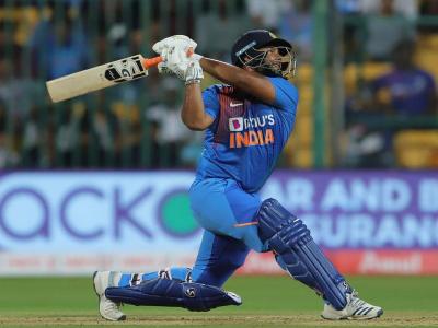 India vs South Africa 3rd T20: फटक्यांची निवड करण्यावरून रिषभ संभ्रमात