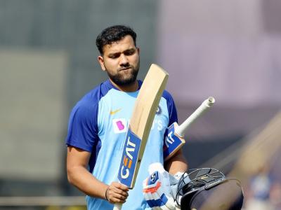 Rohit Sharma 400, IND vs SL, 2nd Test : रोहित शर्मासाठी Pink Ball कसोटी आहे खास; सचिन, सौरव, द्रविड यांच्या पंक्तित पटकावणार स्थान