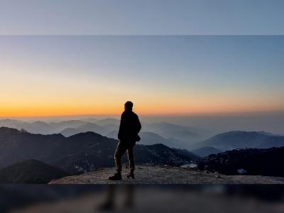 लोकप्रिय अभिनेत्याच्या वडिलांची दहशतवाद्यांनी केली हत्या, एका घटनेने बदललं कलाकाराचं आयुष्य