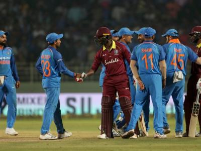 'त्या' हल्ल्यामुळे भारतीय संघाला करावी लागली विमानतळाबाहेर प्रतीक्षा 