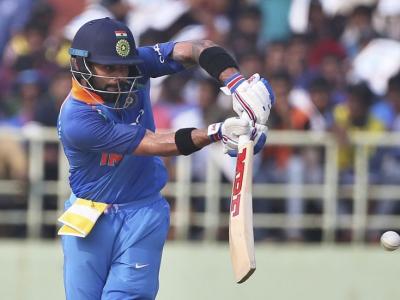 एक 'धाव' धोबीपछाड... विराटची 'गलती से मिस्टेक' झाली नसती तर सामना आपलाच होता!