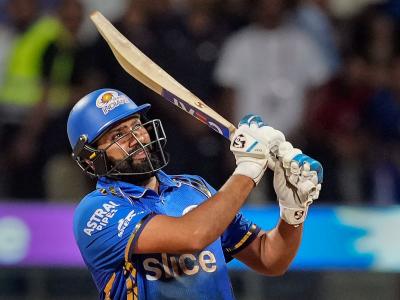 Rohit Sharma Record : हिटमॅन रोहित एक ओव्हर नाही टिकला; पण दोन चेंडूत विराटची बरोबरी करून परतला