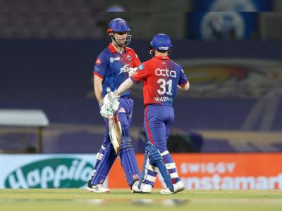 Mitchell Marsh IPL 2022 RR vs DC Live Updates : १२ चेंडूंत ६२ धावा!; दिल्ली कॅपिटल्सच्या विजयात मिचेल मार्श ठरला छावा, Playoffsच्या शर्यतीची वाढली चुरस