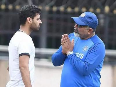 Bhuvneshwar Kumar : भुवनेश्वर कुमारलाच आता कसोटी क्रिकेट खेळायचे नाही, समोर आलं मोठं कारण!