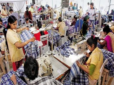 किती कर्मचाऱ्यांना मिळणार लाभ - Marathi News | किती कर्मचाऱ्यांना मिळणार लाभ | Latest business Photos at Lokmat.com किती कर्मचाऱ्यांना मिळणार लाभ - Marathi News | किती कर्मचाऱ्यांना मिळणार लाभ | Latest business Photos at Lokmat.com