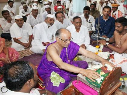  Sister visit to Sunecholi from Saint Gnaniobayya, brother Sukt Mukta Bai | बहिण संत मुक्ताबाईला बंधू ज्ञानोबारायांकडून साडीचोळी भेट