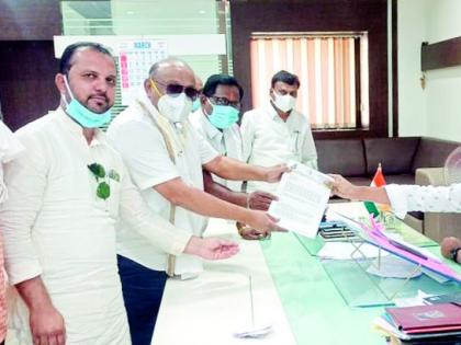 राष्ट्रीय महामार्ग केला १२ मीटरने अरुंद