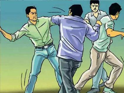 Broker beaten up due to money dispute, incident on Chalisgaon Road in Dhule | पैशांच्या वादातून ब्रोकरला मारहाण, धुळ्यातील चाळीसगाव रोडवरील घटना