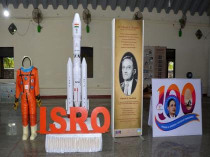 Nashik's journey to 'Isro' will take place at Ashoka's Chandshi school | अशोकाच्या चांदशी शाळेत नाशिककरांना घडणार ‘इस्त्रो’च्या प्रवासाची सफर