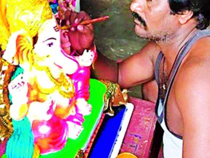 He inherited the ancestral arts | ते जपताहेत वडिलोपार्जित कलेचा वारसा