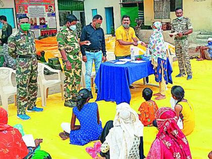 Police 'Dadalora window' started in Repanpalli too | रेपनपल्लीतही सुरू झाली पोलिसांची ‘दादालोरा खिडकी’ Police 'Dadalora window' started in Repanpalli too | रेपनपल्लीतही सुरू झाली पोलिसांची ‘दादालोरा खिडकी’