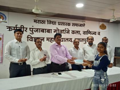 Anjali Kumari first in the state level competition | राज्यस्तरीय स्पर्धेत अंजलीकुमारी प्रथम