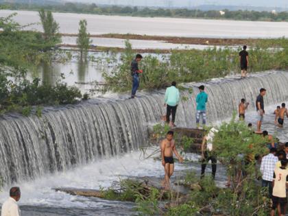  Water supply to city dwellers will be four days late | चार दिवसाआड होणार शहरवासीयांना पाणीपुरवठा