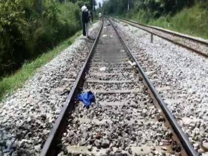 The death of a woman, not known by the passenger train: an incident near the Lonand railway station | रेल्वेच्या धडकेत महिलेचा मृत्यू, ओळख पटली नाही : लोणंद रेल्वे स्टेशनजवळील घटना