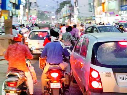 'Containment zones' to be set up at two places in Wardha | वर्धा शहरात दोन ठिकाणी होणार ‘कंटेन्मेंट झोन’ 'Containment zones' to be set up at two places in Wardha | वर्धा शहरात दोन ठिकाणी होणार ‘कंटेन्मेंट झोन’