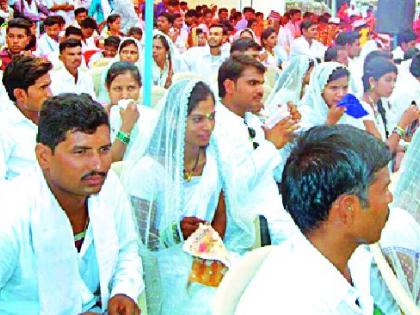 395 couples married at Padasa | पडसा येथे ३९५ जोडपी विवाहबद्ध