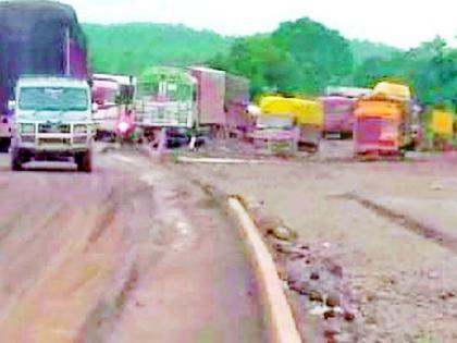 Work on the highway | महामार्गाचे काम कासवगतीने