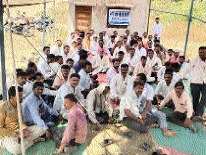 9 people in the villages fasting to water | ९ गावांतील लोकांचे पाण्यासाठी उपोषण