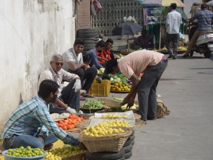 Mominpura can leave Sataranjipura behind; market on streets | नागपुरात सतरंजीपुऱ्याला मागे सोडू शकतो मोमिनपुरा; रस्त्यांना आले बाजाराचे स्वरूप