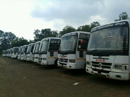 KMT bus service is closed on second day in Kolhapur! | कोल्हापूरात दुसºया दिवशी केएमटी बससेवा बंदच !