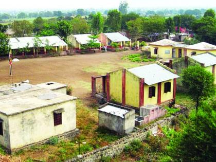 This school become A treasure of prizes | बक्षीसांचा खजिना असलेली शाळा