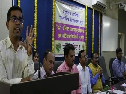 The Knowledge Center will be implemented for training | प्रशिक्षणासाठी नॉलेज सेंटर कार्यान्वित करणार The Knowledge Center will be implemented for training | प्रशिक्षणासाठी नॉलेज सेंटर कार्यान्वित करणार