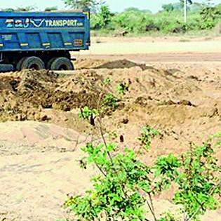 Increase in illegal sand excavation in Sindhevahi taluka | सिंदेवाही तालुक्यात अवैध रेती उत्खननात वाढ