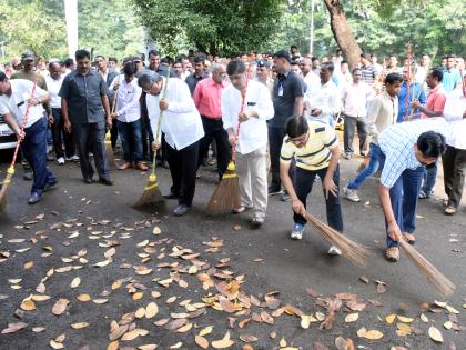 Kolhapur gets a whopping, 100 tons of waste disposal | कोल्हापूर झाले चकाचक, 100 टन कचऱ्याची निर्गती