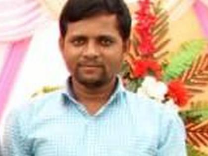 Farmer dies due to electric shock | थाळनेरला विजेचा शॉक लागल्याने शेतक-याचा मृत्यू Farmer dies due to electric shock | थाळनेरला विजेचा शॉक लागल्याने शेतक-याचा मृत्यू