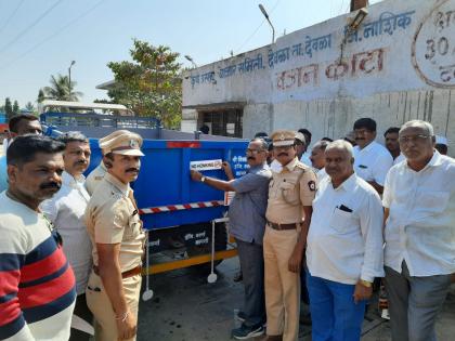 Launch of road safety campaign in Deola area | देवळा परिसरात रस्ता सुरक्षा अभियानास प्रारंभ Launch of road safety campaign in Deola area | देवळा परिसरात रस्ता सुरक्षा अभियानास प्रारंभ