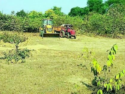 Illegal mining of Sarpopravana | सागरोपवनातून मुरूमाचे अवैध खनन