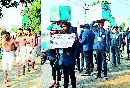 A young rally created a rally of Indian culture | तरुणाईने रॅलीतून घडविले भारतीय संस्कृतीचे दर्शन