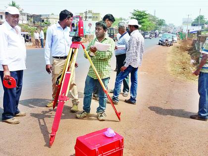 The four-lane of Ratnagiri-Nagpur highway is still in progress | रत्नागिरी-नागपूर महामार्ग चौपदरीकरणाचा तिढा अद्याप कायम