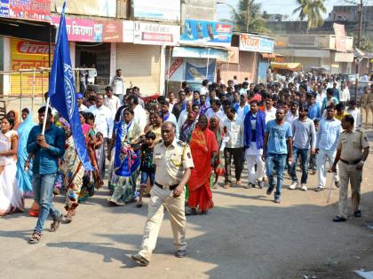 Bhima-Koregaon incident falls in Hingoli district | भीमा-कोरेगाव घटनेचे हिंगोली जिल्ह्यात पडसाद